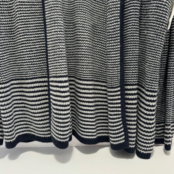 Croft & Barrow Striped Black and White Open Front Knit Cardigan; Size: PL - Picture 3 of 4